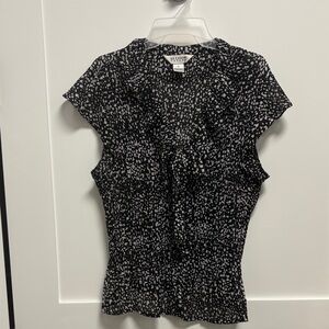 Allison Taylor Black & White Abstract Ruffle V-Neck Cap-Sleeve Top